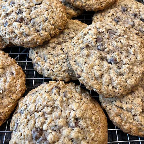 Oatmeal Chocolate Chip Cookies