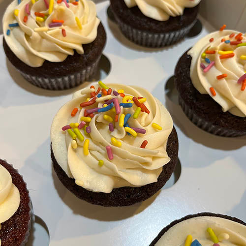 Chocolate Cupcakes (3 Frosting Choices)
